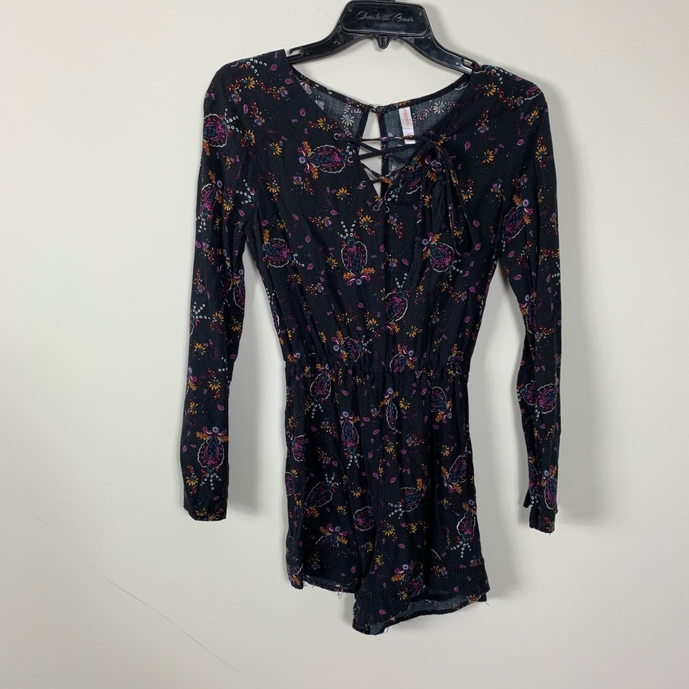 Target romper small Xhileration